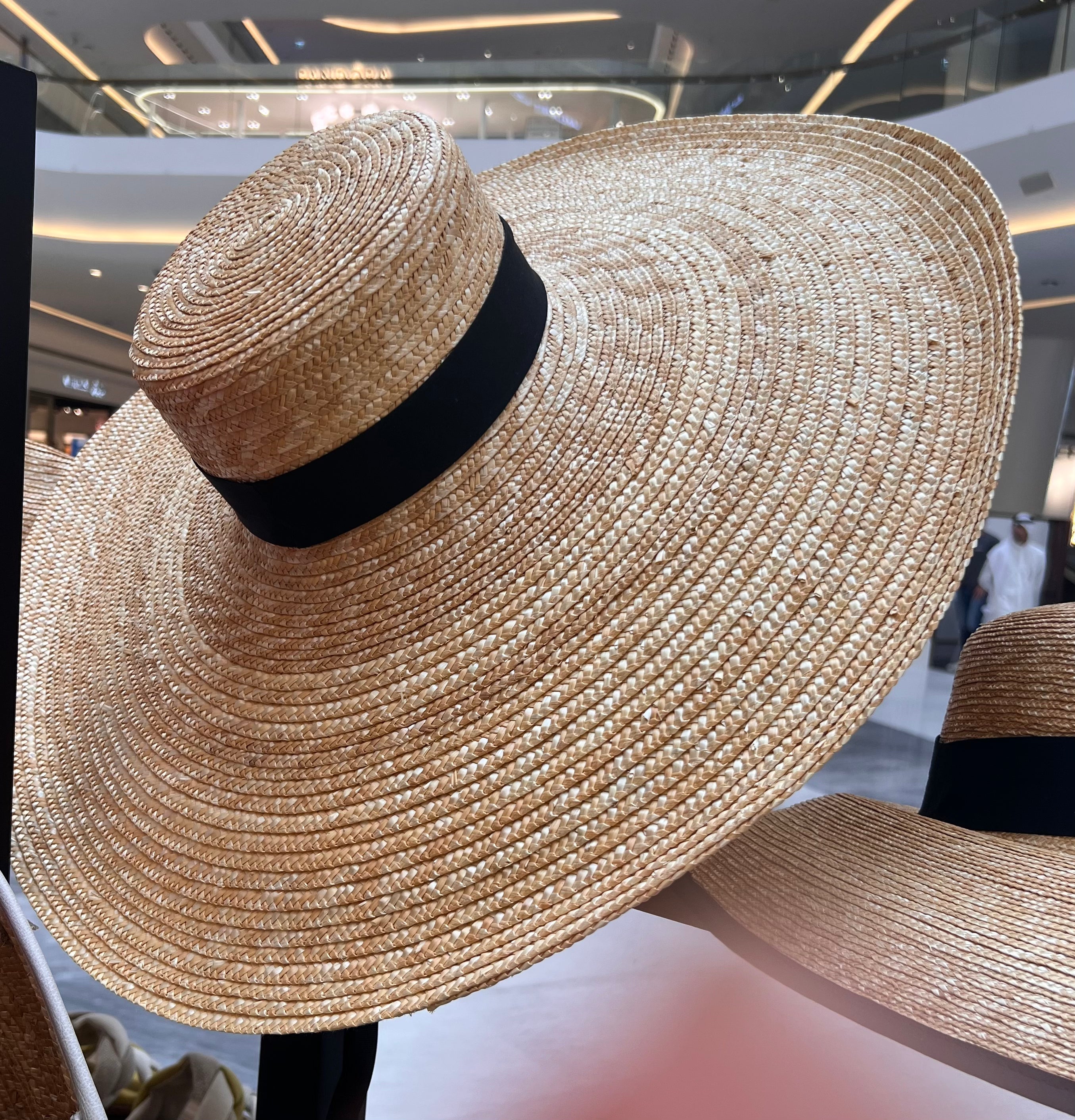 Rialto Large Hat Rialto Large Hat