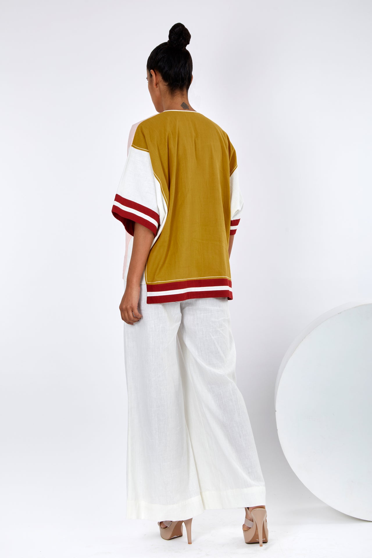 Goro - Panelled Boxy Top