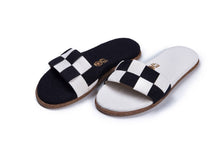 Load image into Gallery viewer, Hydra Sandals - Black/White