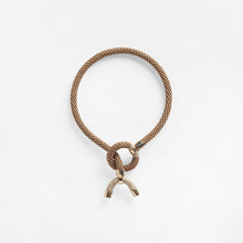 Load image into Gallery viewer, Astart Horn Necklace